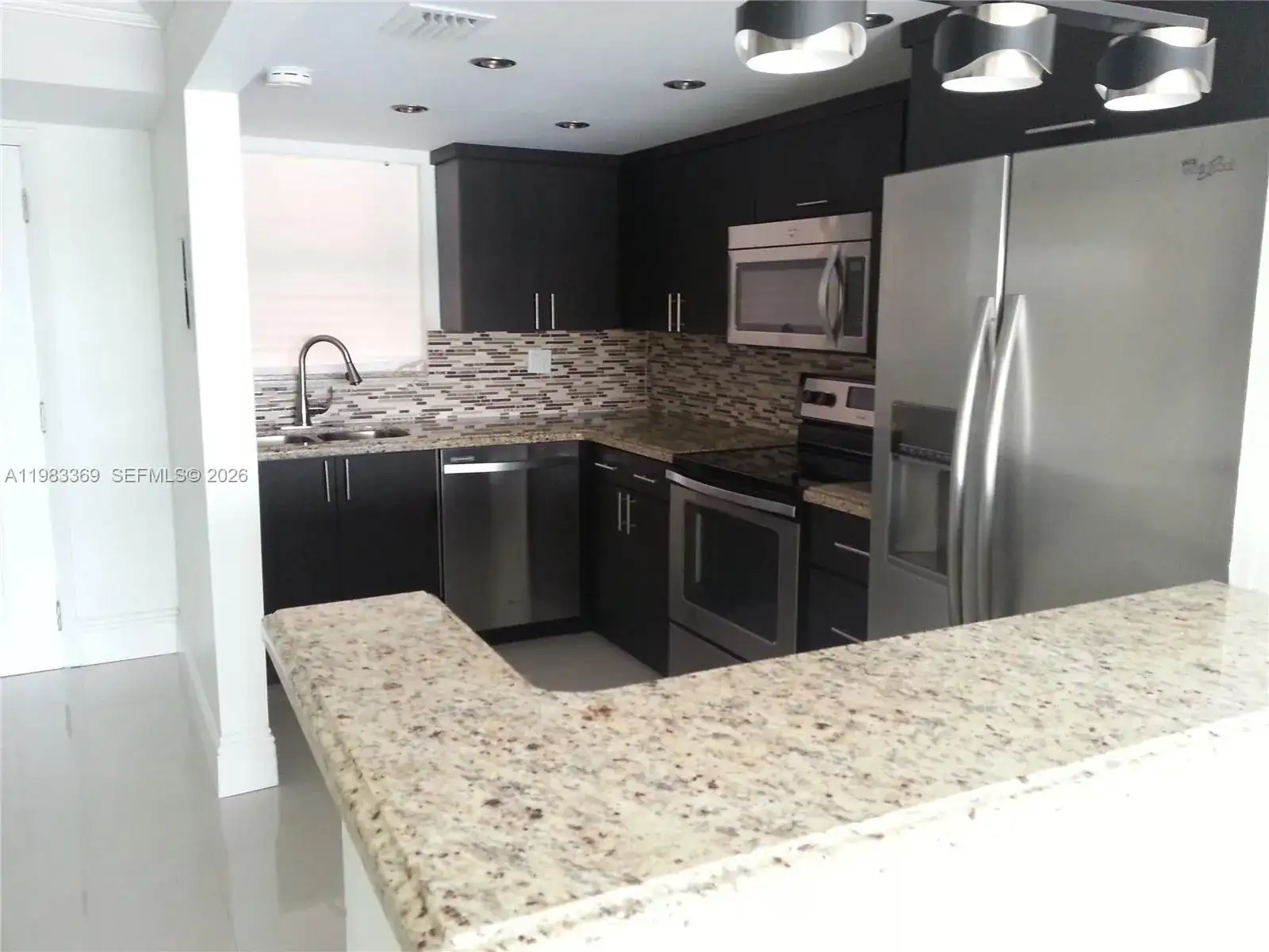 9351 Fontainebleau Blvd # B415, Miami FL 33172 photo 5