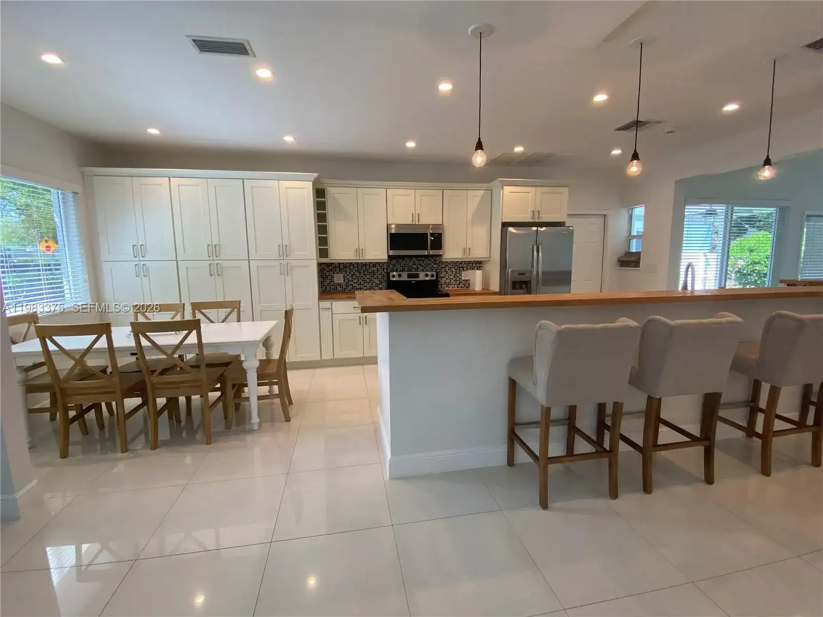 5767 SW 35th St, Miami FL 33155 photo 2