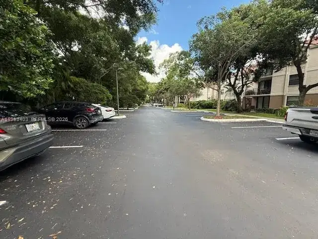 10161 W SUNRISE # 104, Plantation FL 33322 photo 3