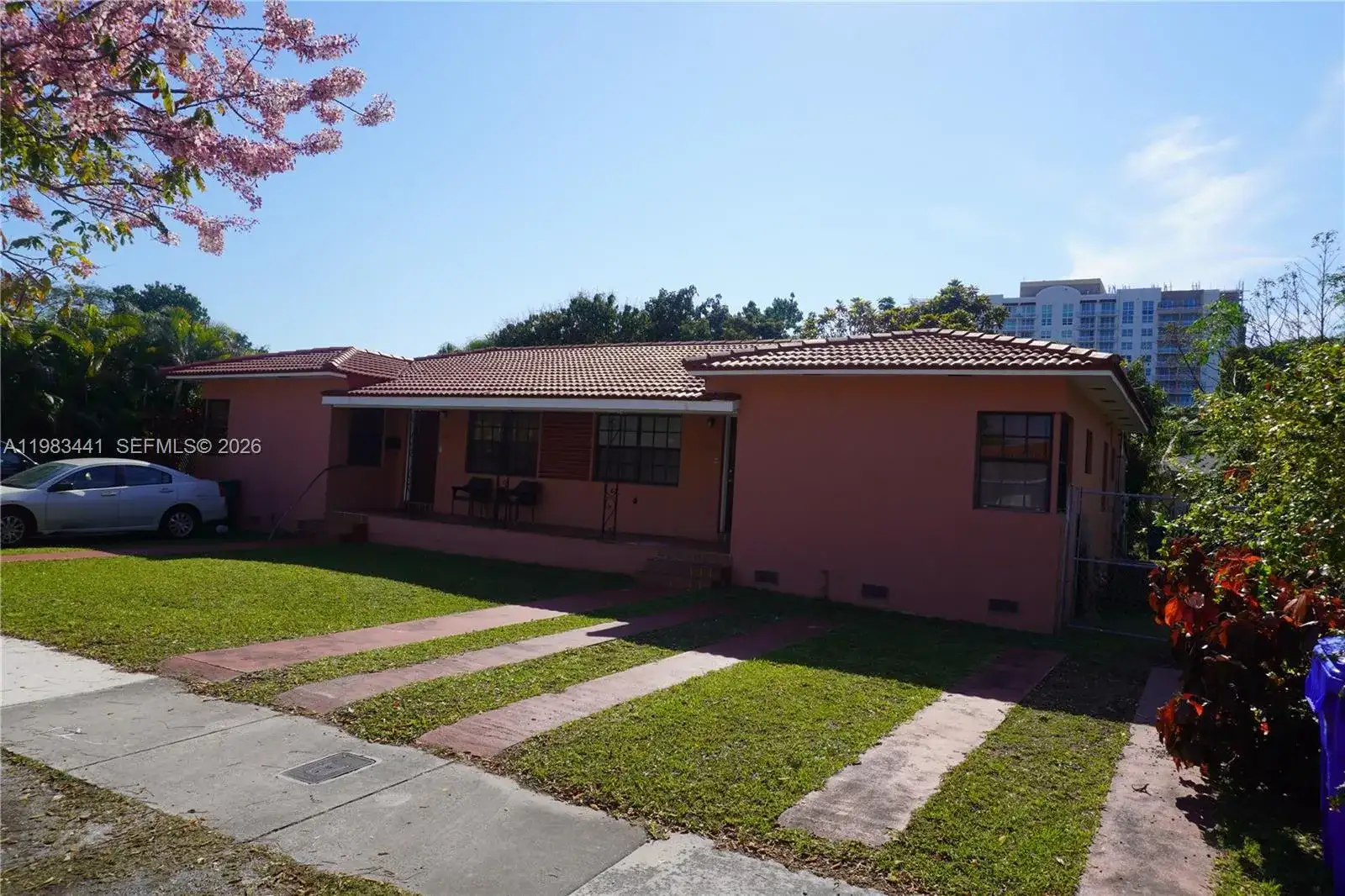 2660 SW 36th Ave, Miami FL 33133 photo 2