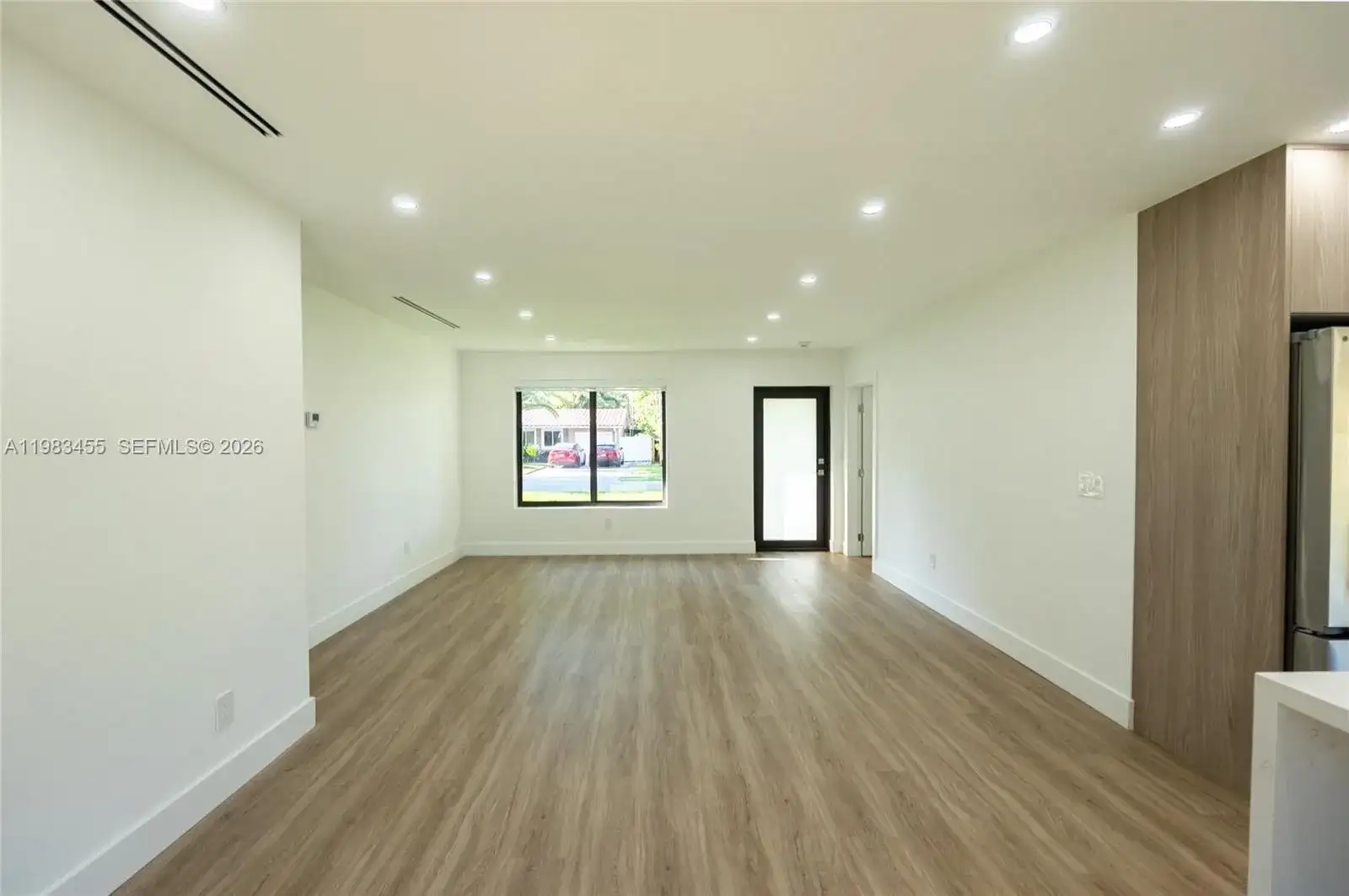 14515 Mahogany Ct, Miami Lakes FL 33014 photo 5