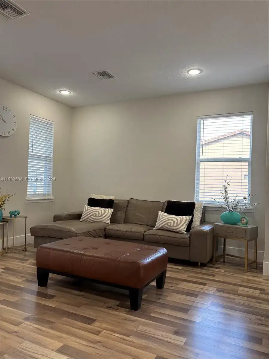 1001 LA MIRADA, Kissimmee FL 34744 photo 5