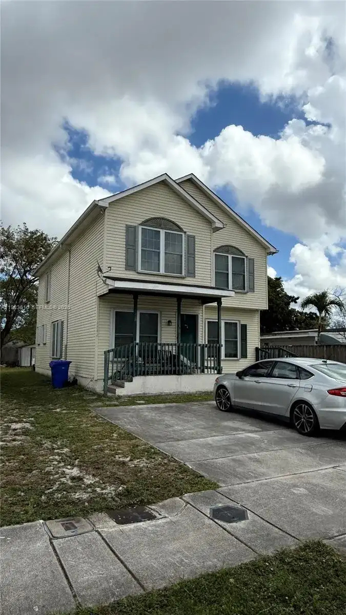 1738 SW 44th Ter, Fort Lauderdale FL 33317 photo 3