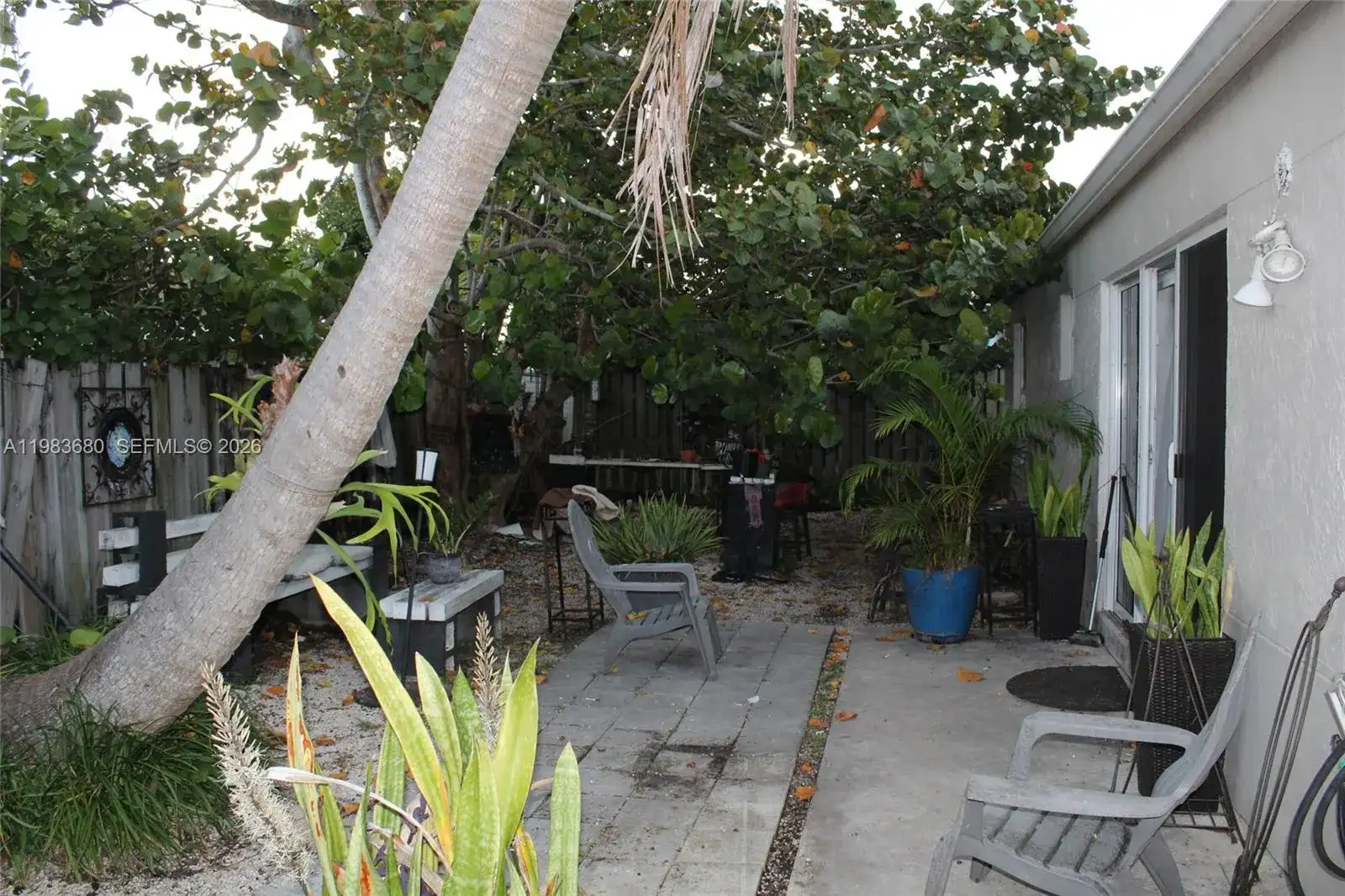 9818 SW 222nd Ter, Cutler Bay FL 33190 photo 4