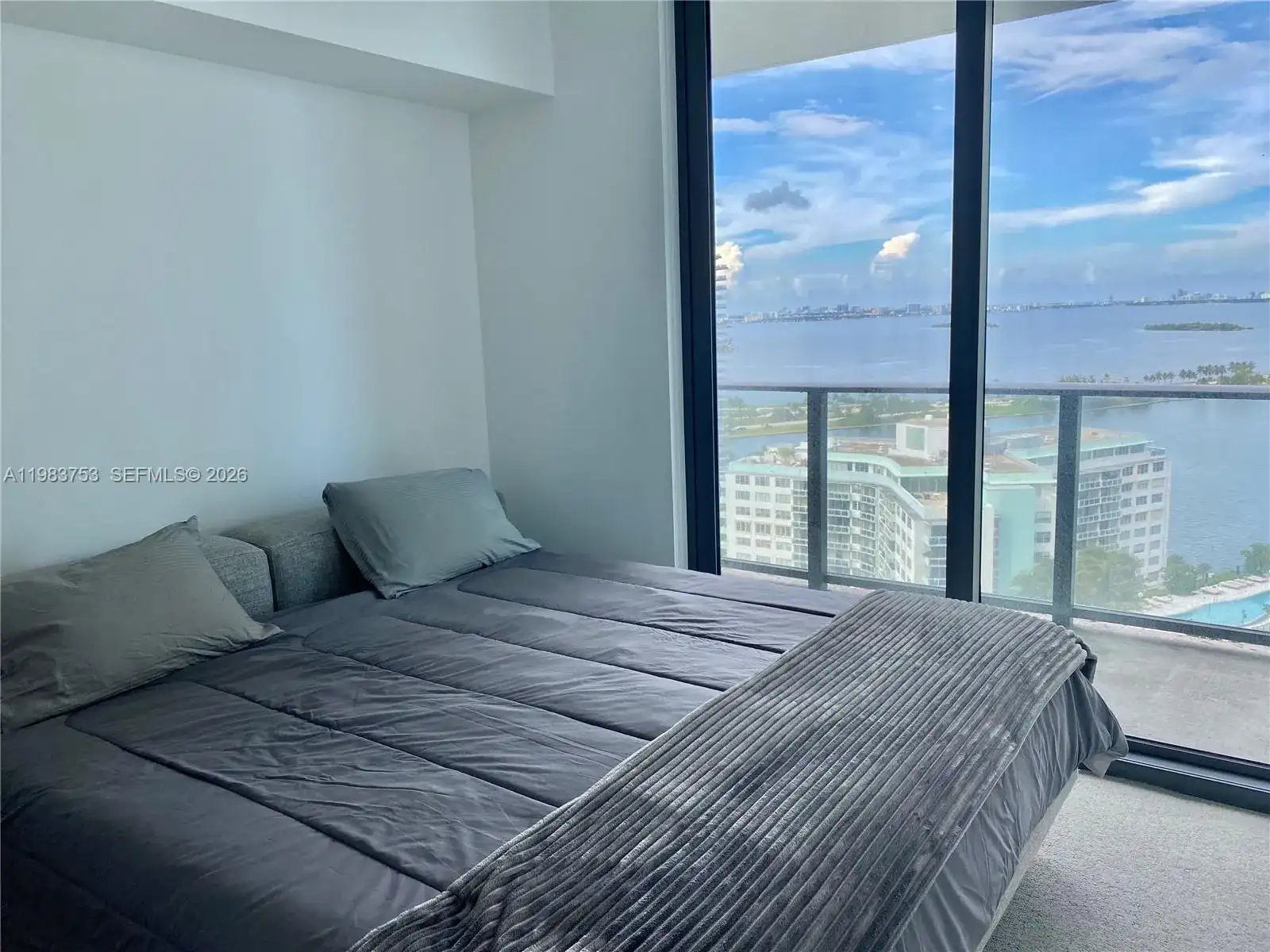 501 NE 31st St # 1905, Miami FL 33125 photo 3