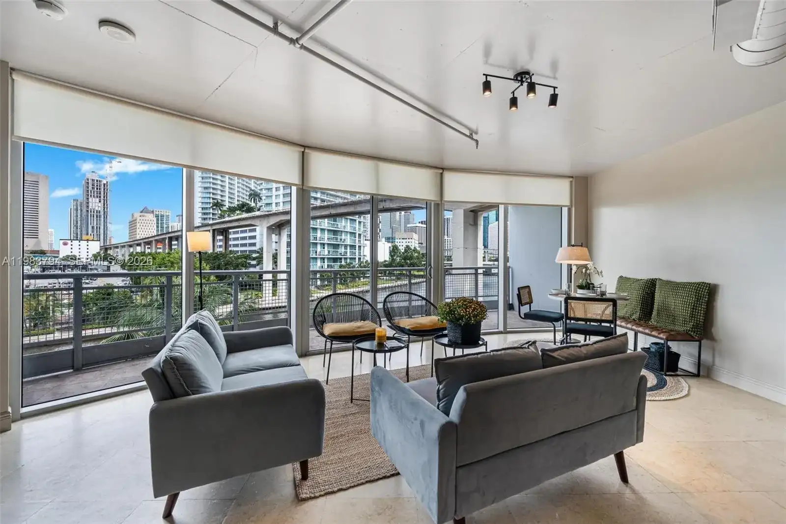 690 SW 1st Ct # 501, Miami FL 33130 photo 5