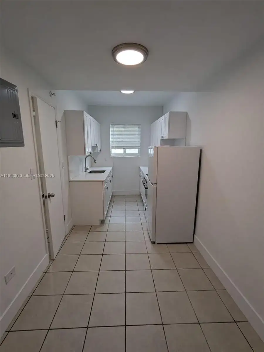 220 Collins Ave # 5A, Miami Beach FL 33139 photo 5