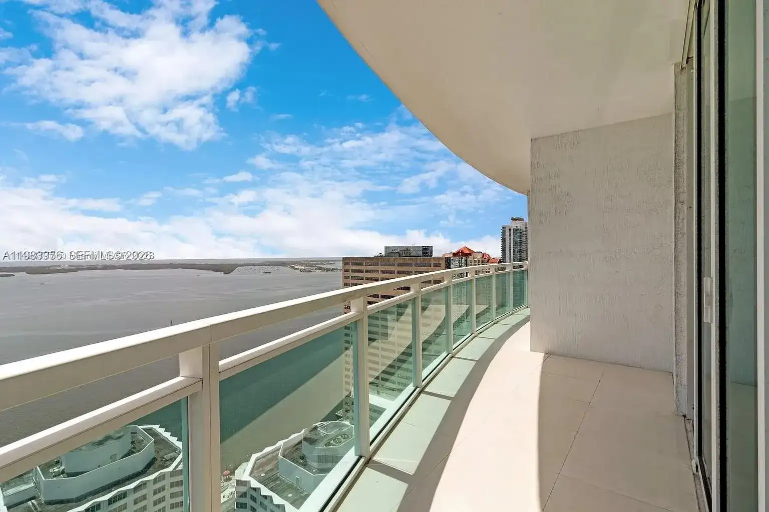 950 Brickell Bay Dr # 3710, Miami FL 33131 photo 4