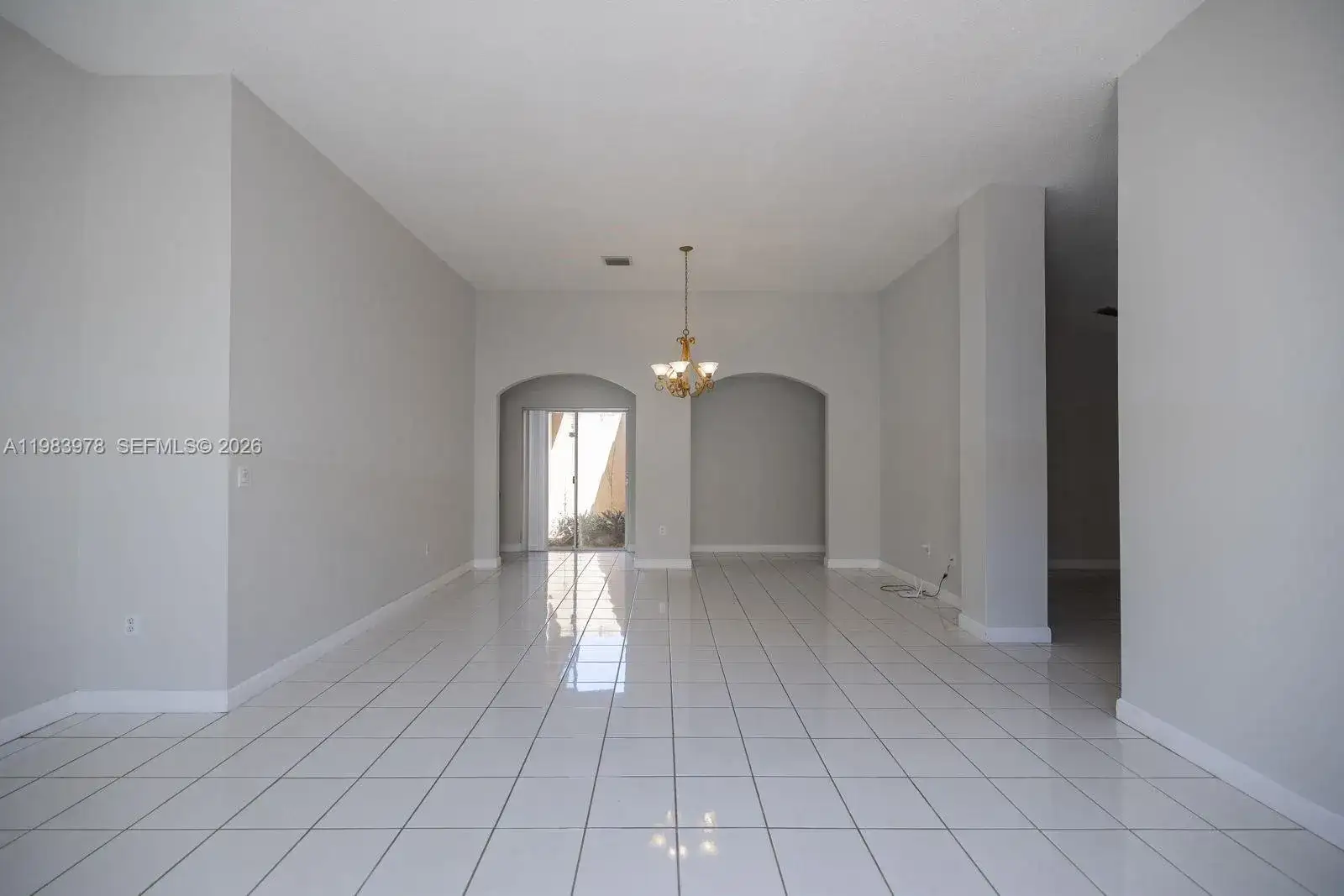 1065 NW 131st Ave, Miami FL 33182 photo 3