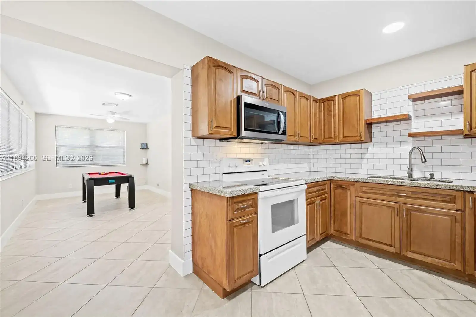 864 NW 16th Ter, Fort Lauderdale FL 33311 photo 5