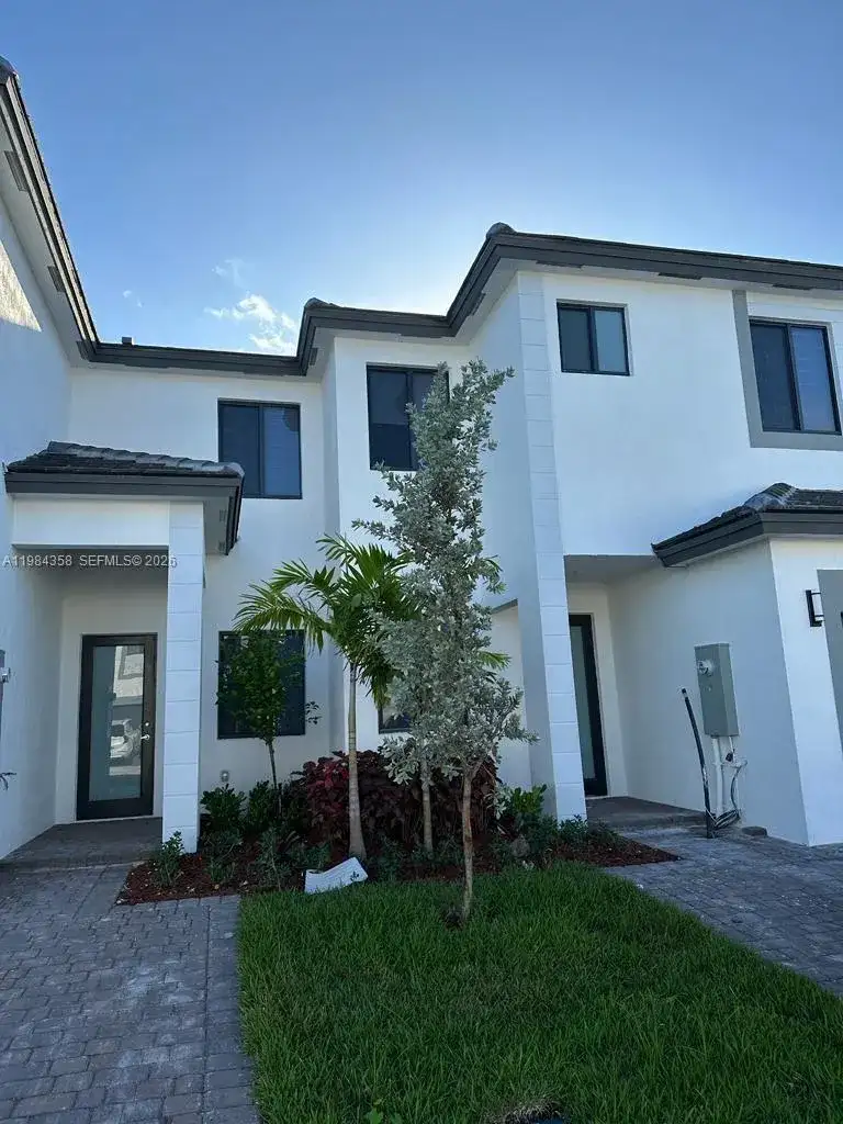 13637 SW 157th Pl, Miami FL 33196 photo 5