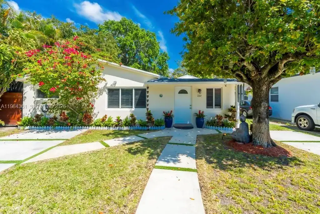 222 SW 7th St, Dania Beach FL 33004 photo 3