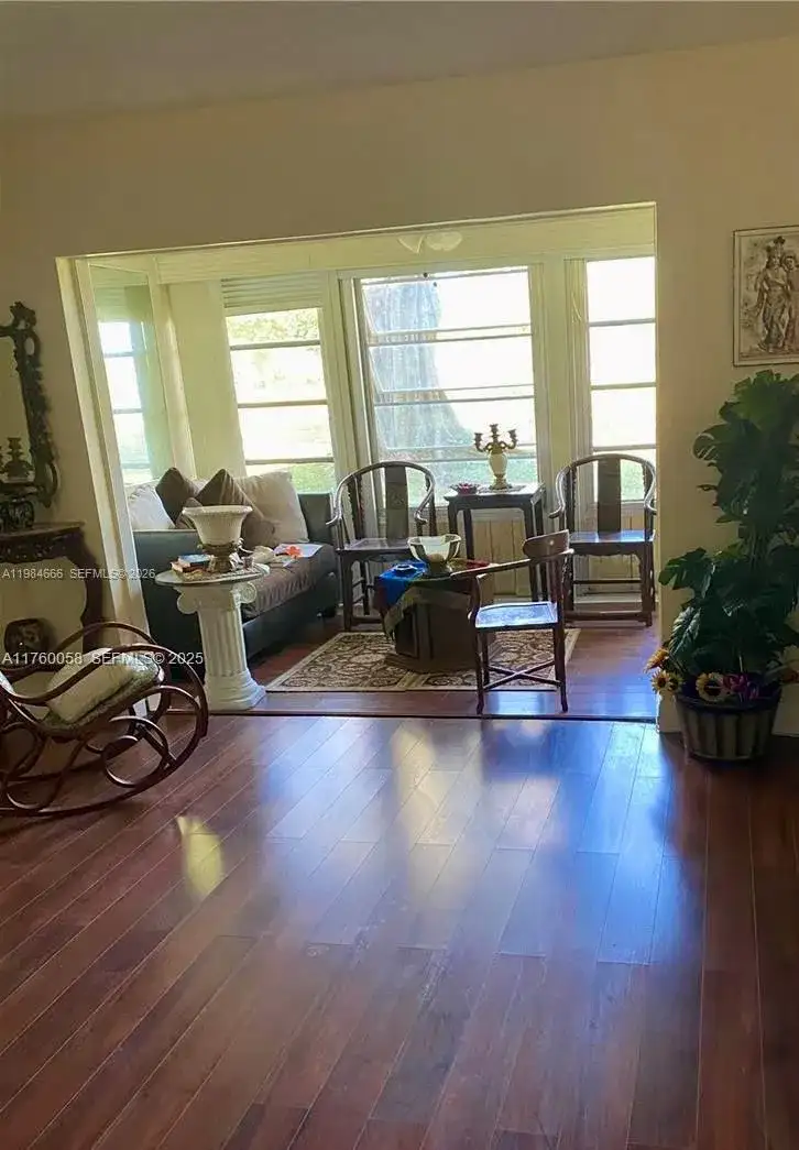 1035 Country Club Dr # 104, Margate FL 33063 photo 2