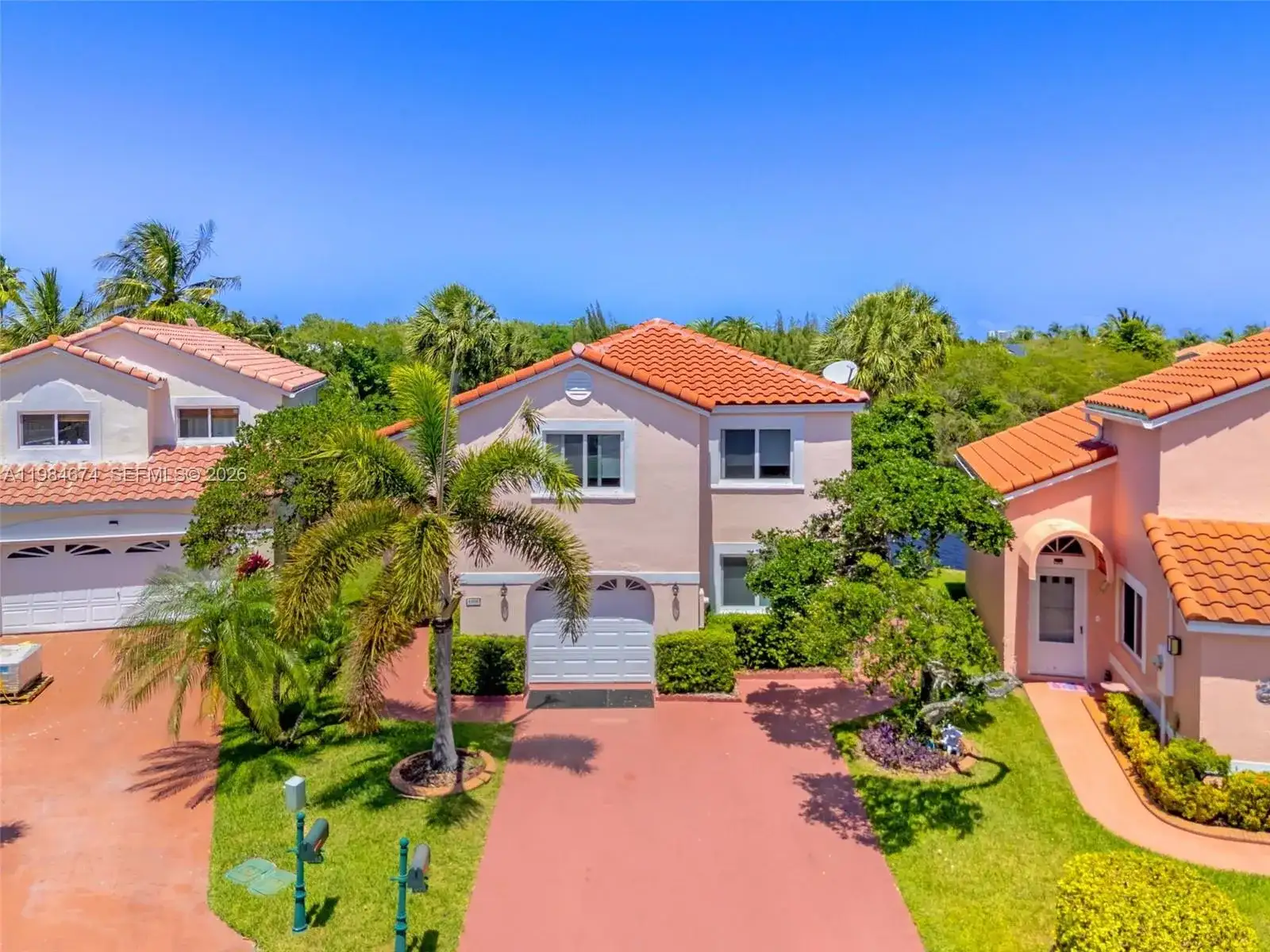 1086 SE 5th Ct, Dania Beach FL 33004 photo 2