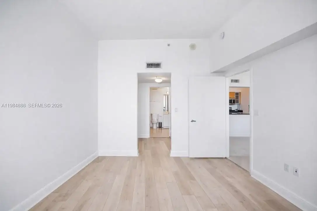 1750 N Bayshore Dr # 3811, Miami FL 33132 photo 4