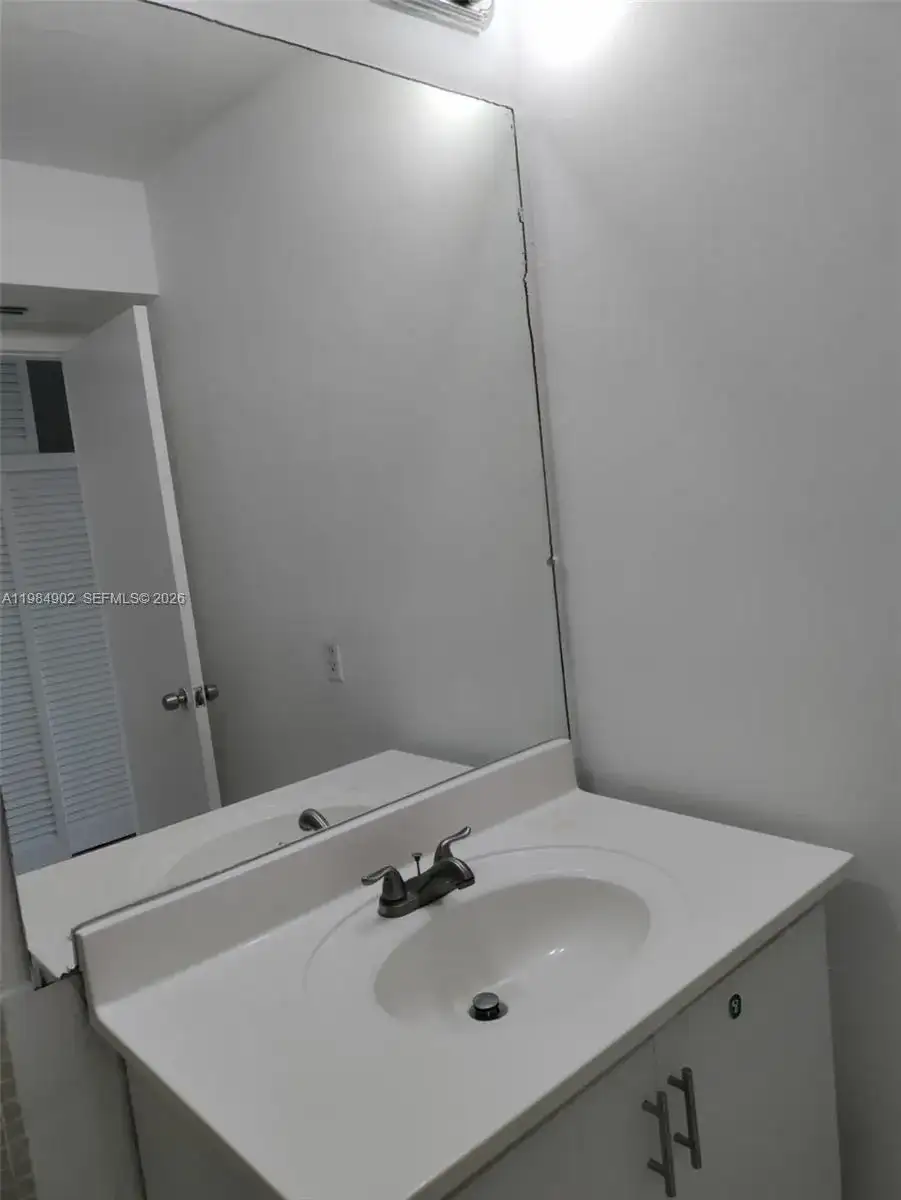 7340 SW 82nd St # C205, Miami FL 33143 photo 4