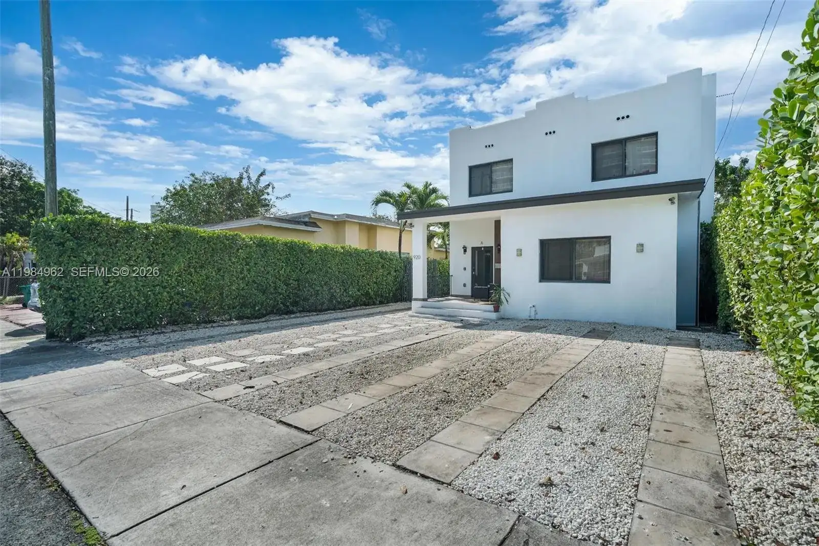 920 SW 9th St, Miami FL 33130 photo 5