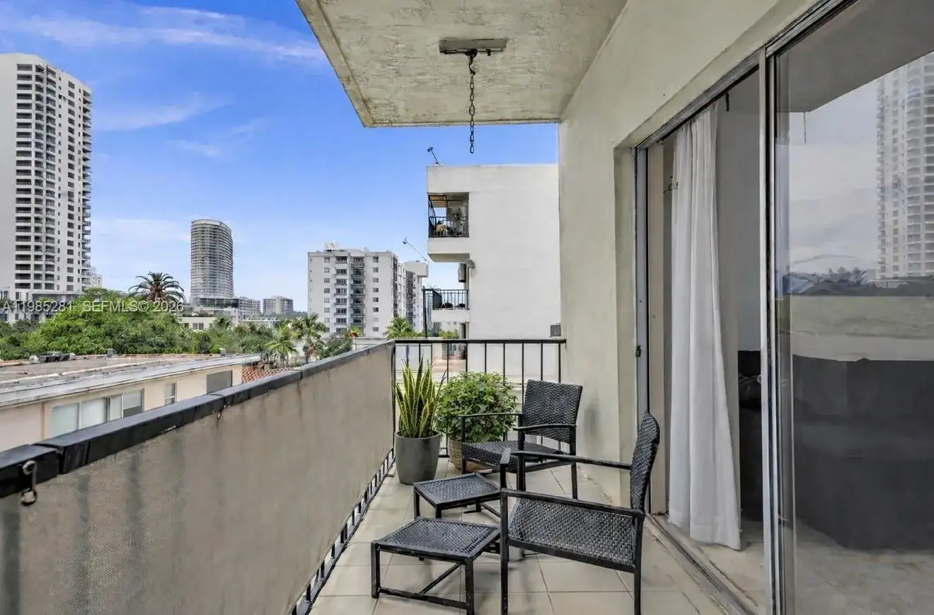 1236 Alton Rd # 304, Miami Beach FL 33139 photo 5