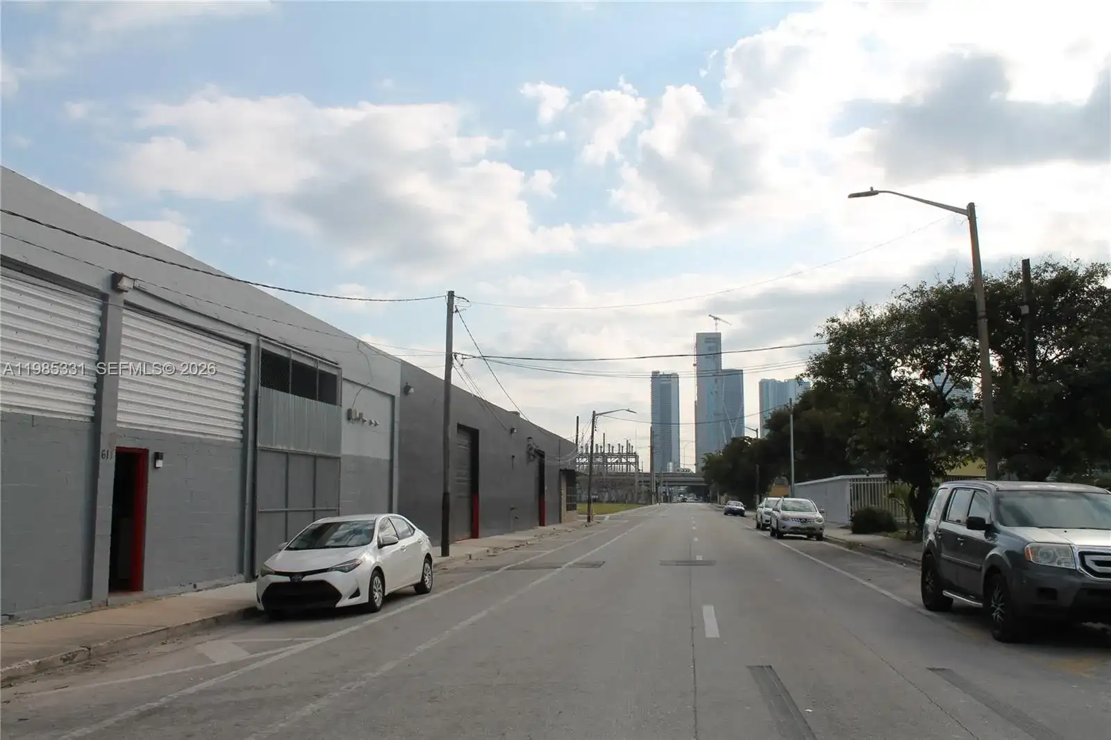 611 NW 11th St, Miami FL 33136 photo 3