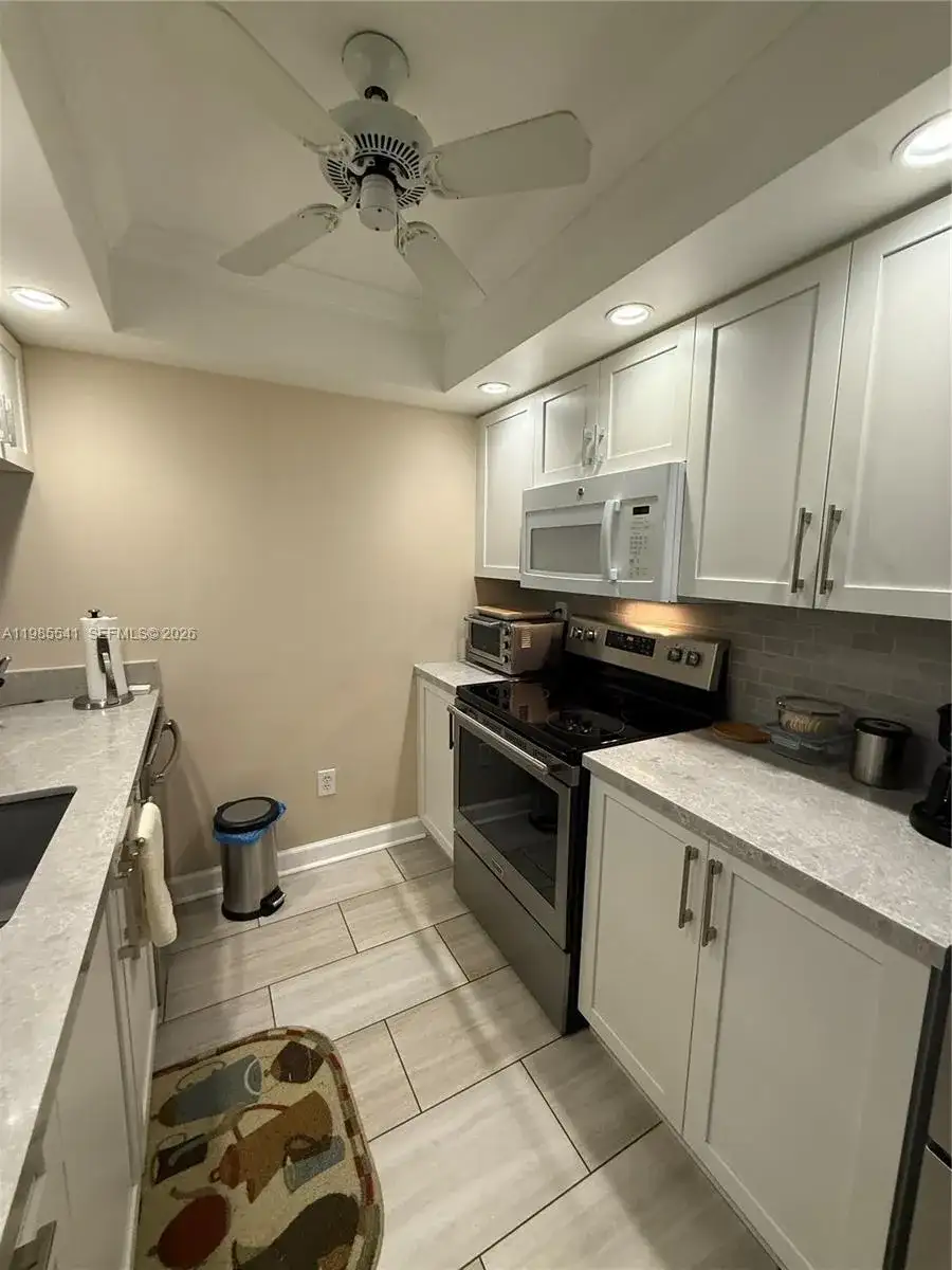 608 Waterside Dr # 608, Hypoluxo FL 33462 photo 2