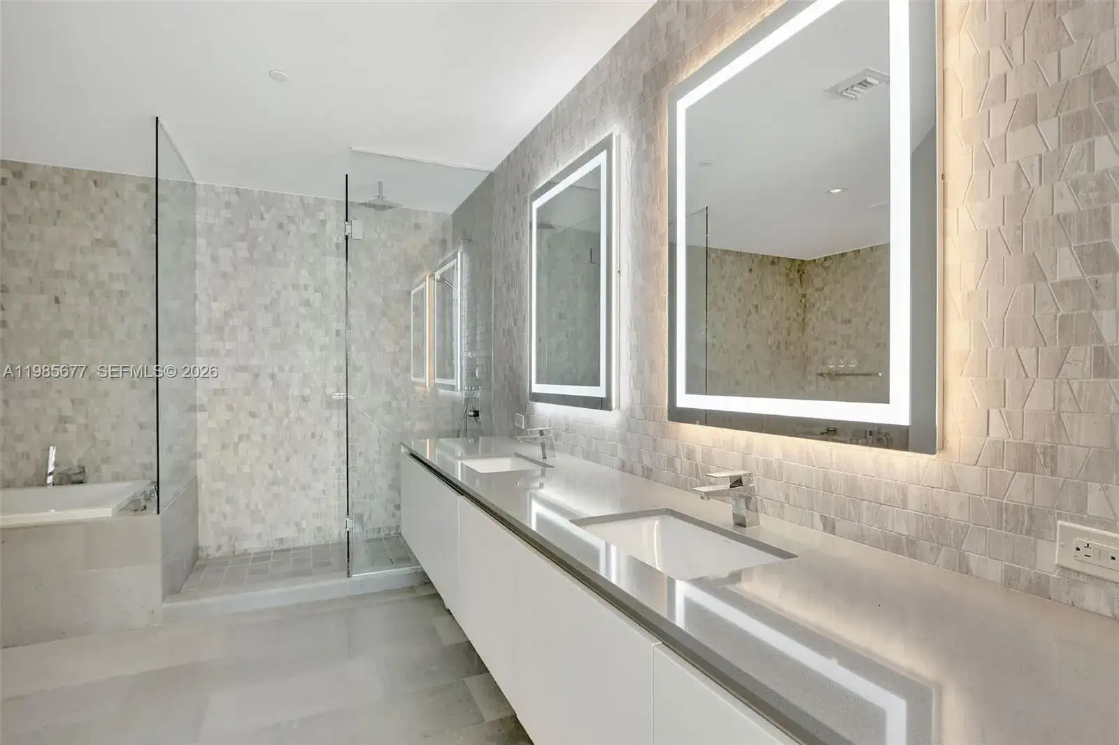 68 SE 6th St. # 1203, Miami FL 33131 photo 5