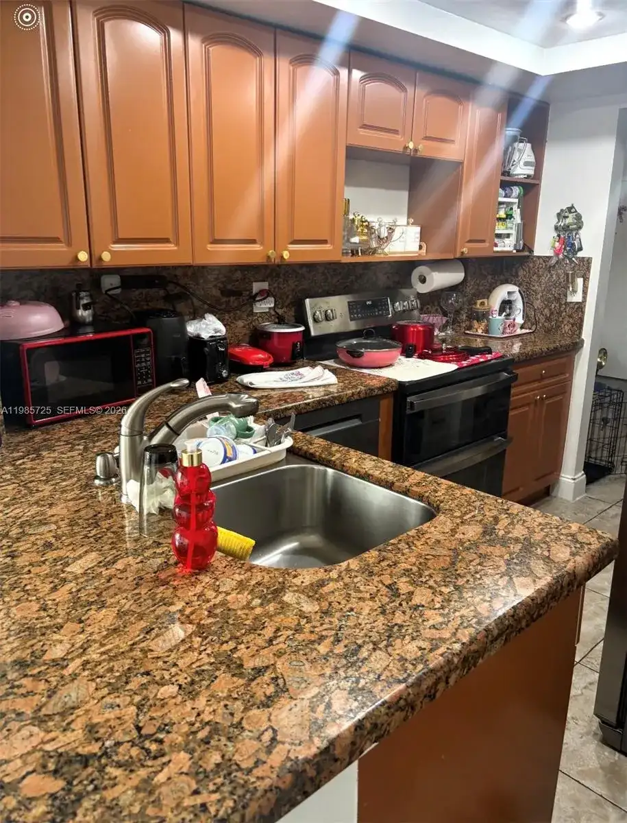 9441 SW 4th St # 111, Miami FL 33174 photo 4