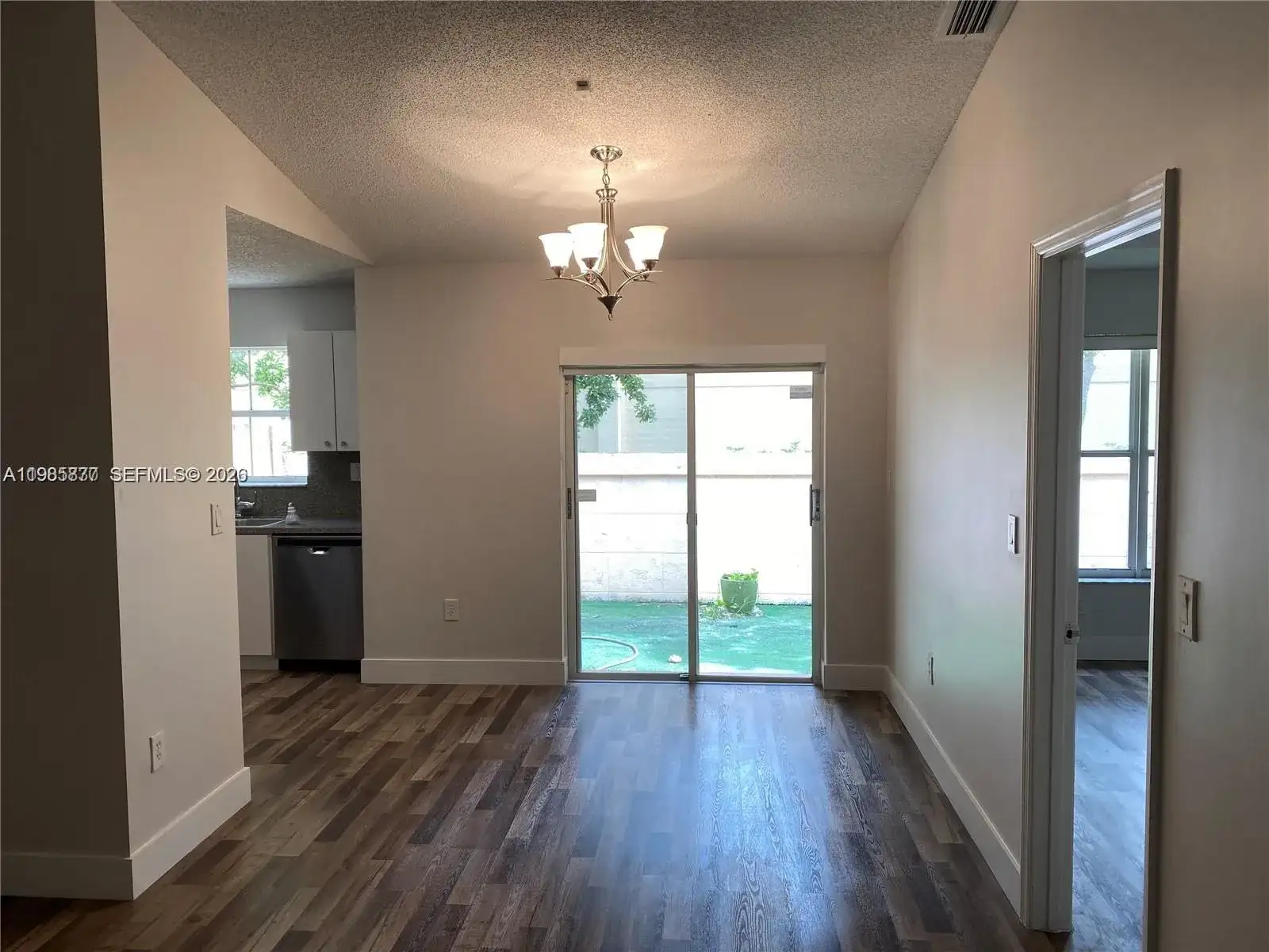 14117 N Forest Oak Cir, Davie FL 33325 photo 5