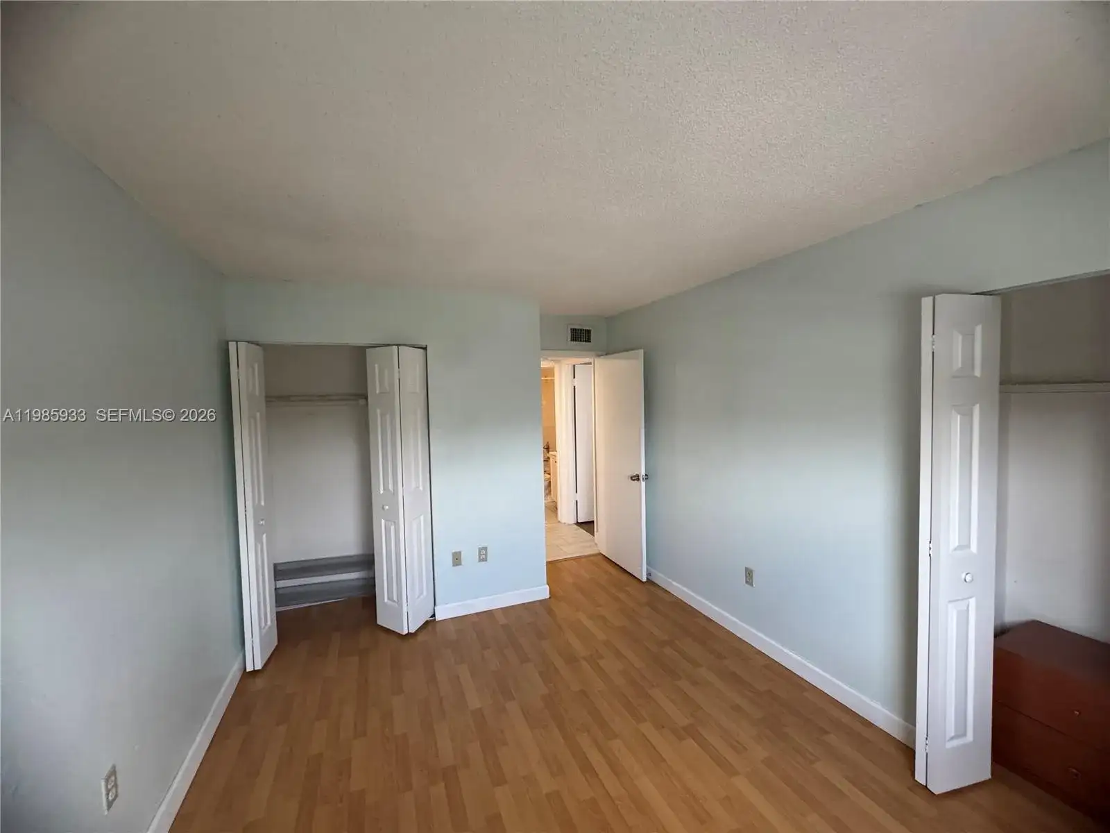 8075 NW 7th St # 403, Miami FL 33126 photo 3