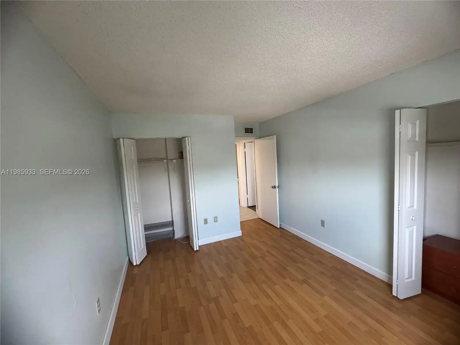 8075 NW 7th St # 403, Miami FL 33126 photo 4