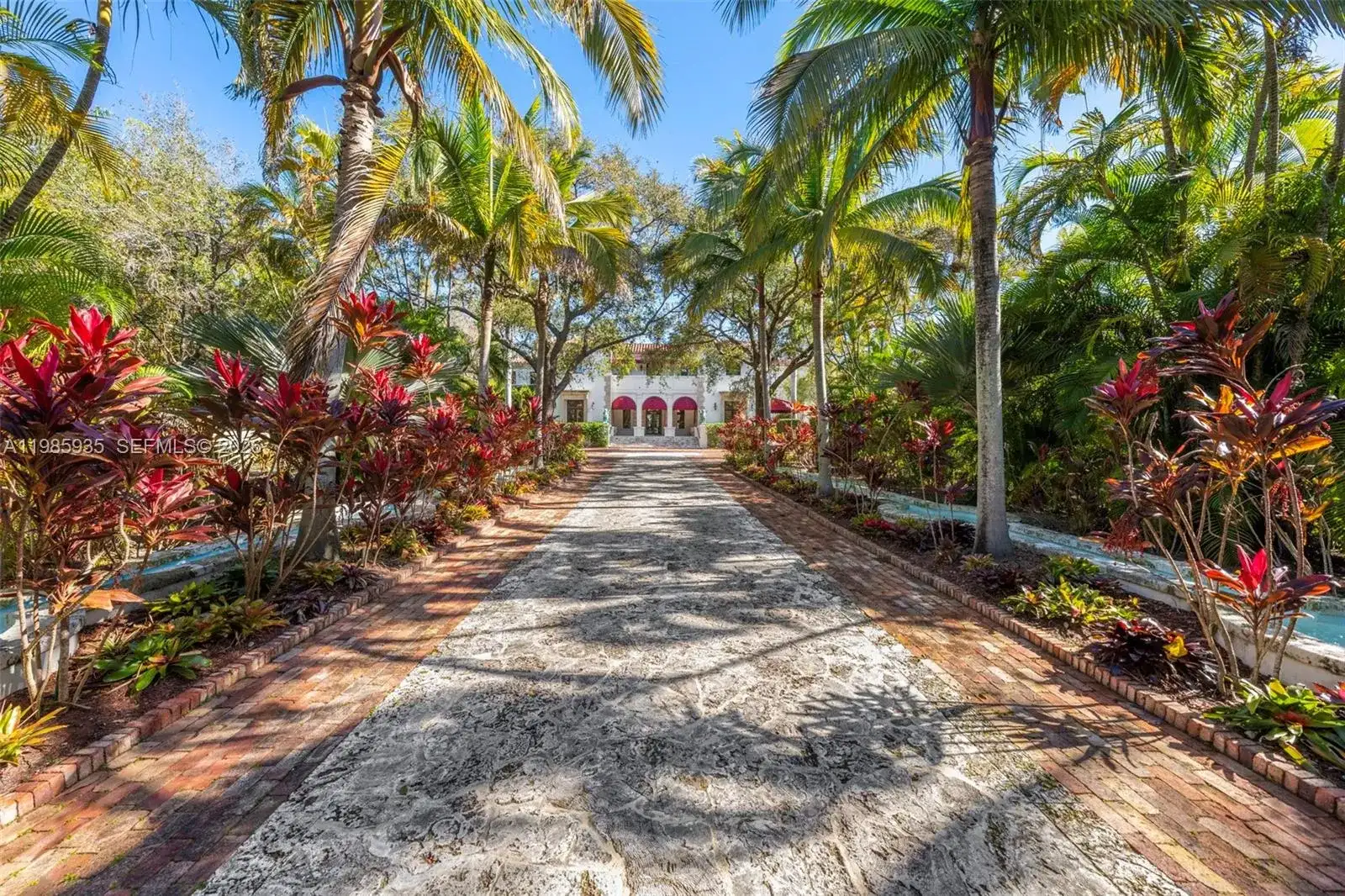 9401 Journeys End Rd, Coral Gables FL 33156 photo 3