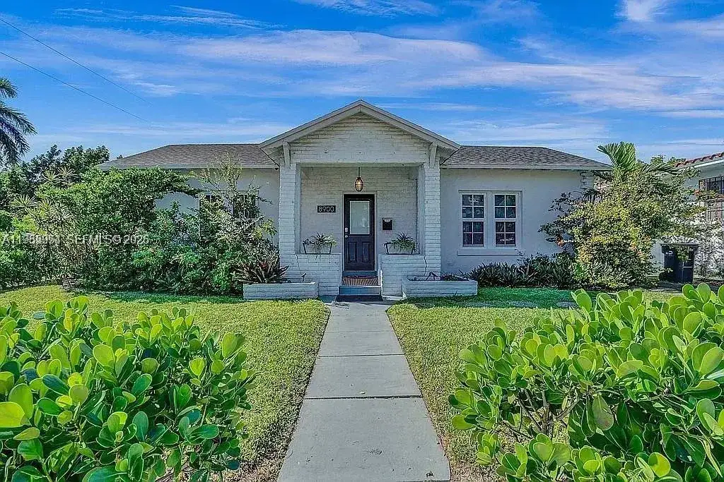8900 Harding Ave, Surfside FL 33154 photo 3