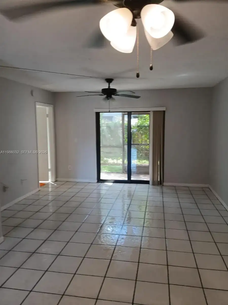20810 NE 8th Ct # 18, Miami FL 33179 photo 5
