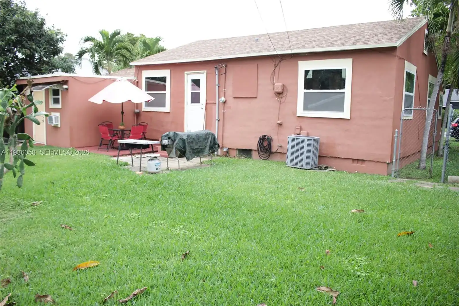 530 NE 110th Ter, Miami FL 33161 photo 4