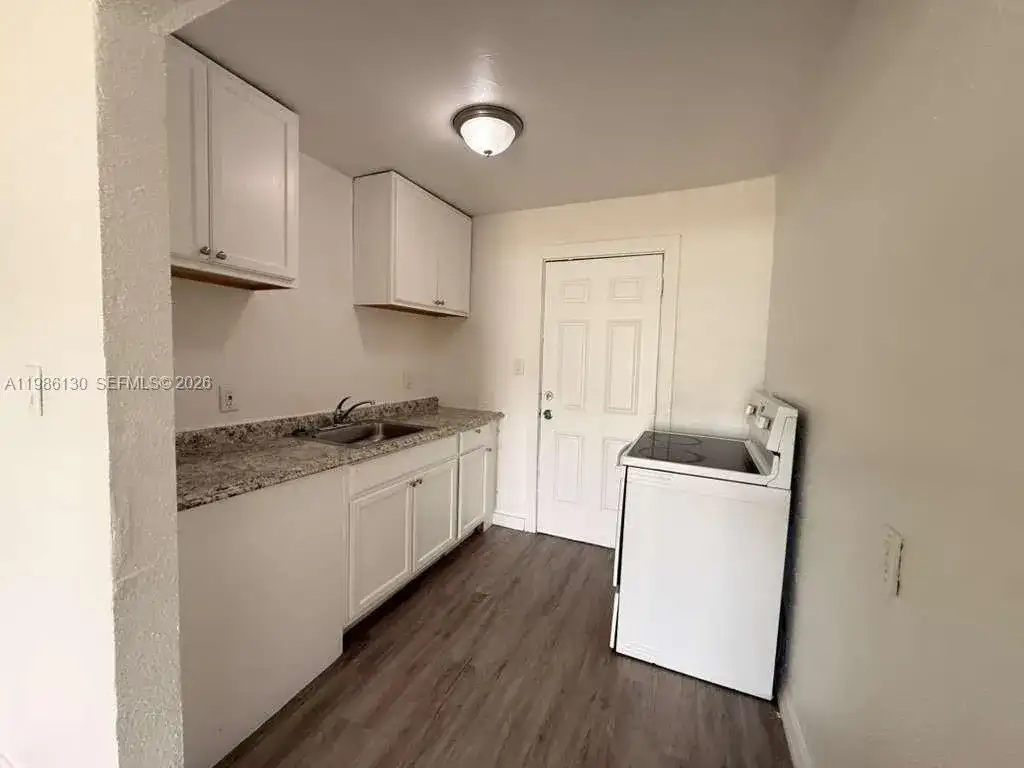 3608 Sammy Watkins # 2, Fort Myers FL 33901 photo 2