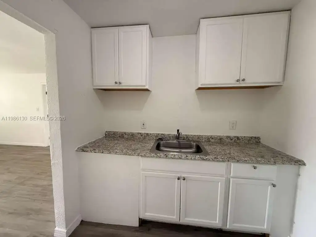 3608 Sammy Watkins # 2, Fort Myers FL 33901 photo 3
