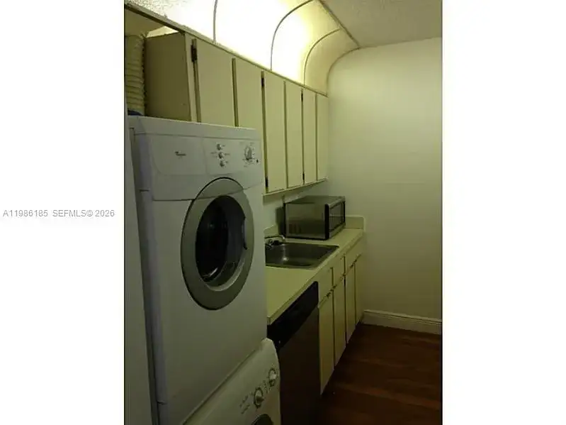 8260 SW 210th St # 319, Cutler Bay FL 33189 photo 5