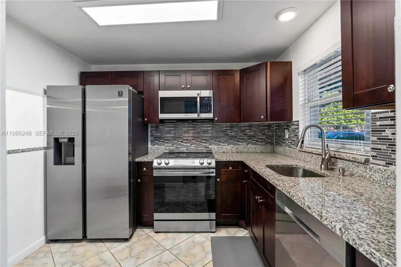 9540 Sunrise Lakes Blvd # 103, Sunrise FL 33322 photo 3