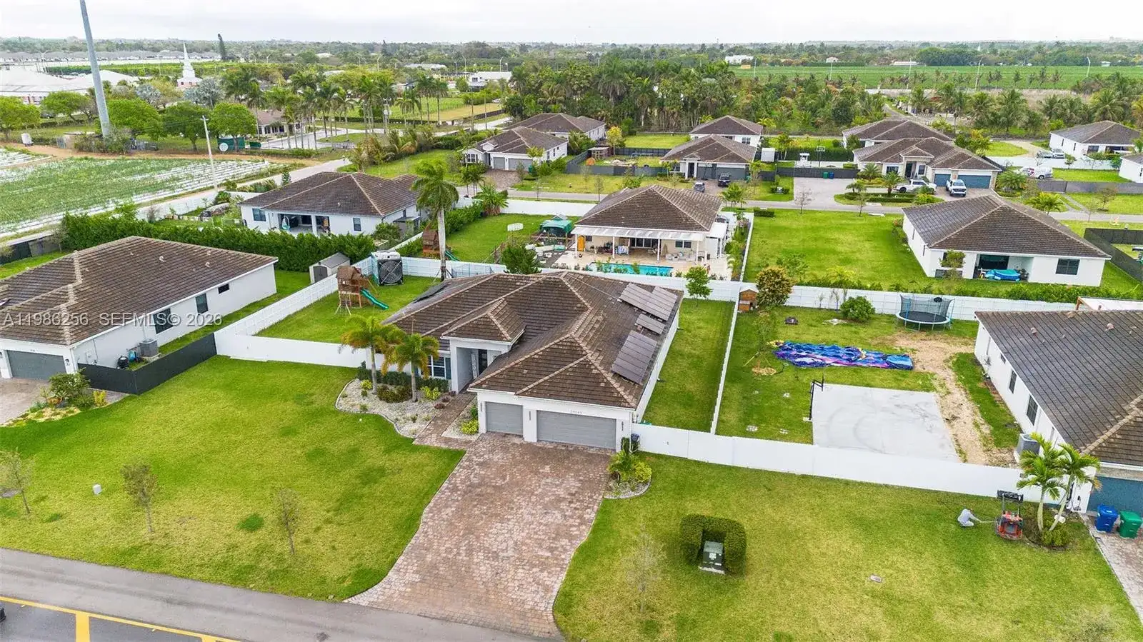 29265 SW 179th Ave, Homestead FL 33030 photo 5