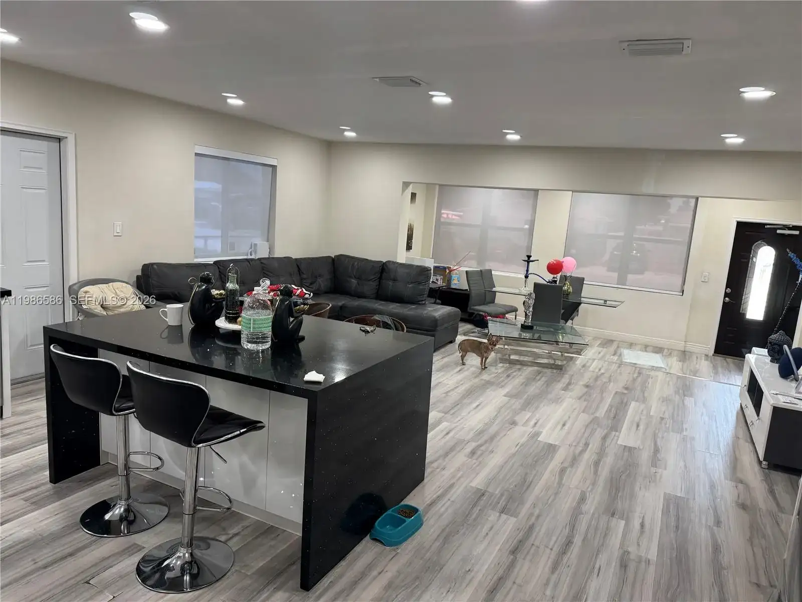 52 E 50th Pl, Hialeah FL 33013 photo 4