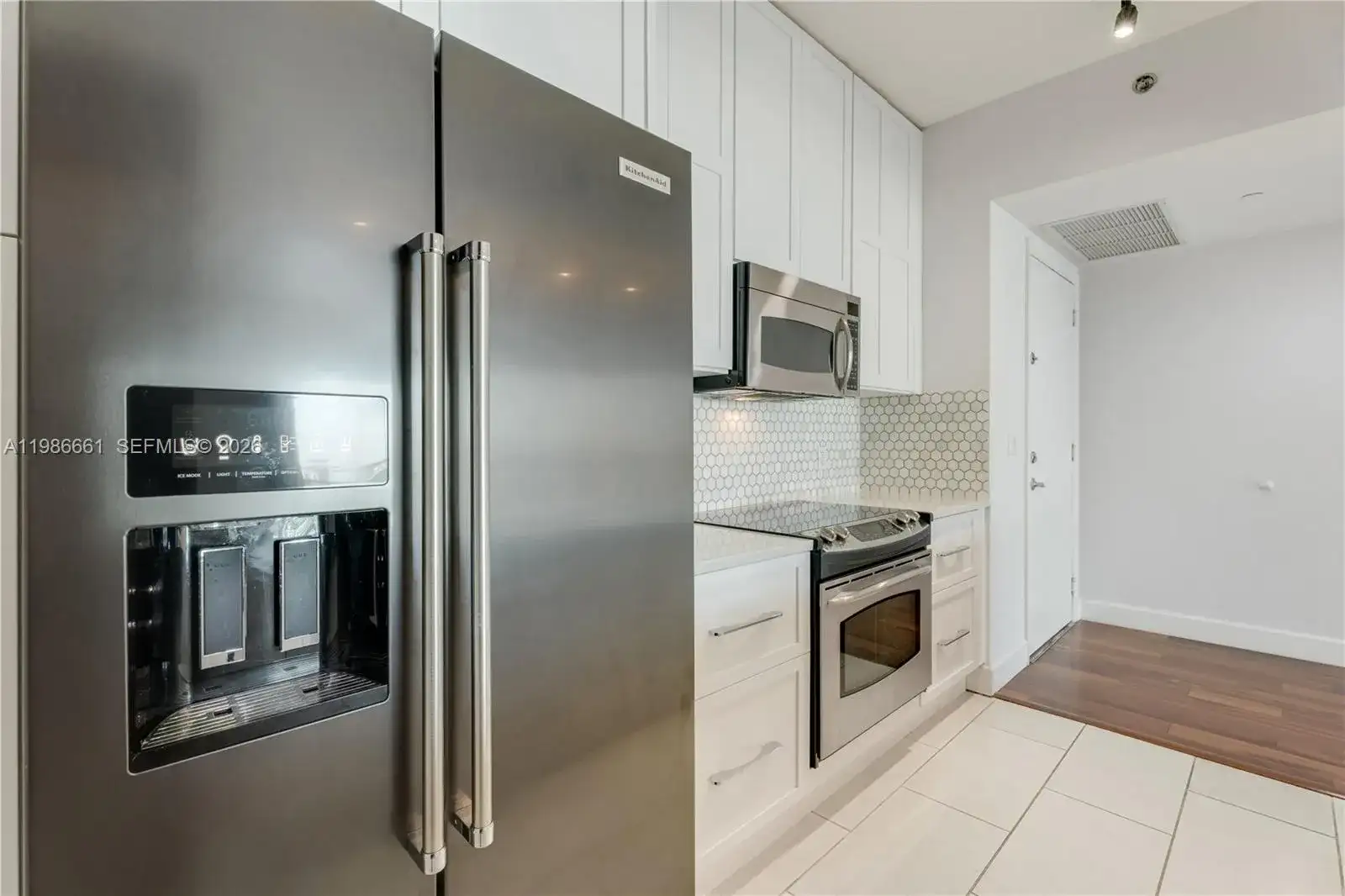 951 Brickell Ave # 3607, Miami FL 33131 photo 5