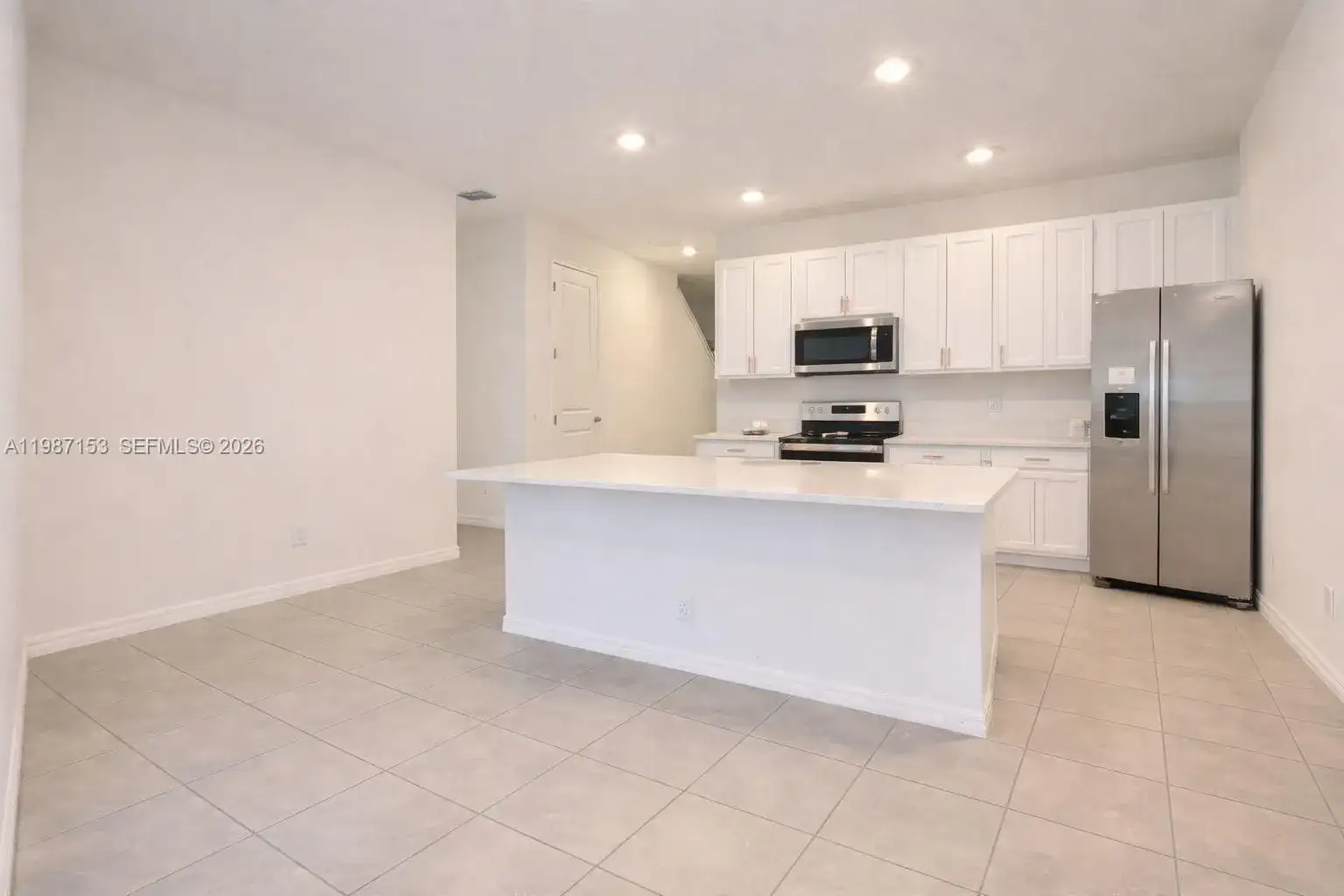 1613 PELICAN DRIVE, Davenport FL 33896 photo 4