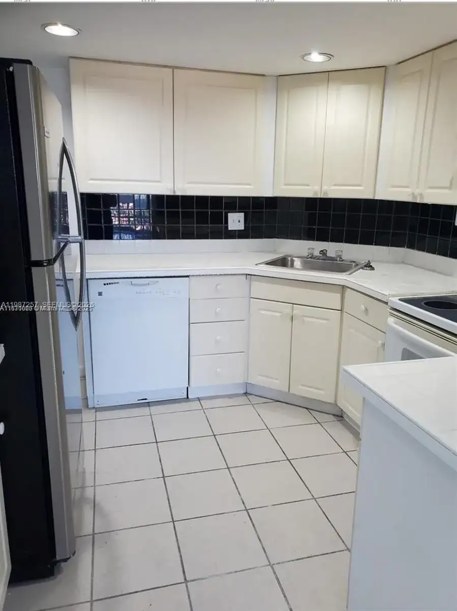 3301 Spanish Moss Ter # 708, Lauderhill FL 33319 photo 5
