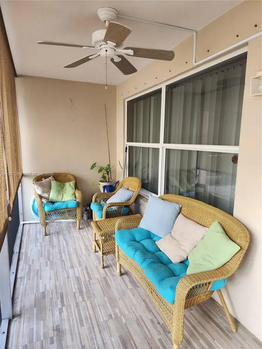 100 SE 6th Ave # 107, Pompano Beach FL 33060 photo 3