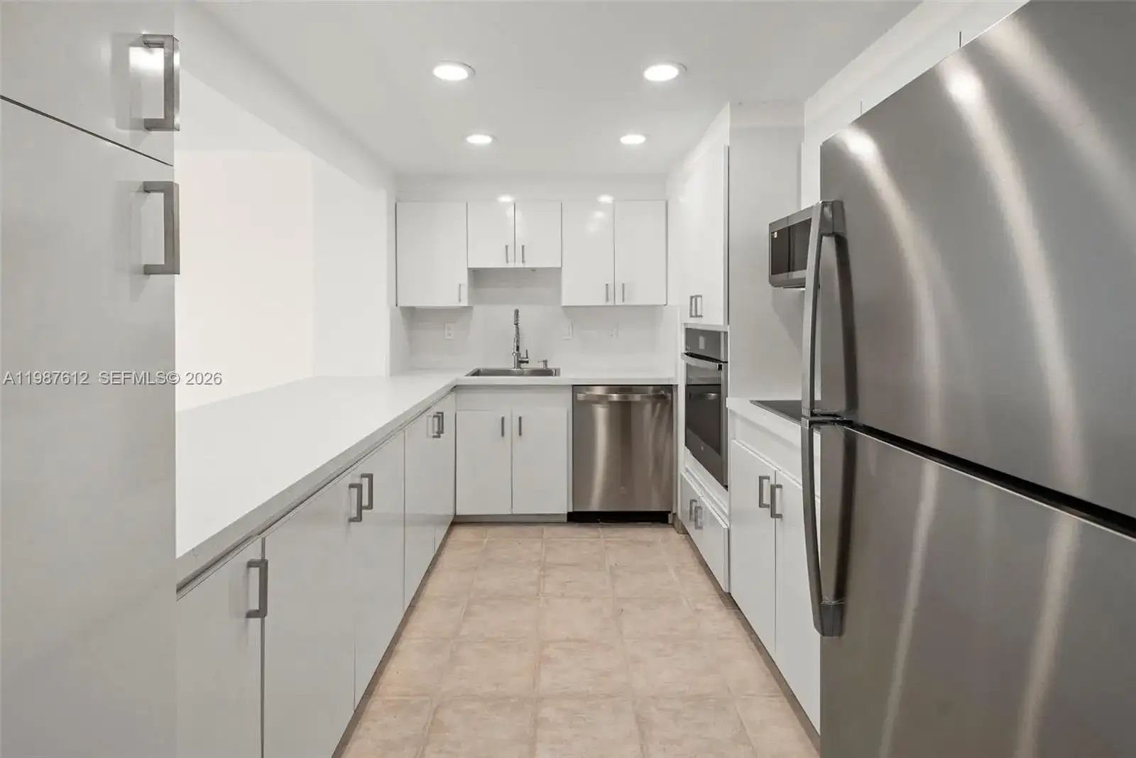 11111 Biscayne Blvd # 19D, Miami FL 33181 photo 5