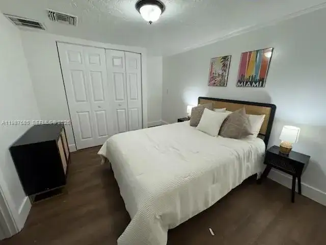 2354 NW 93rd Ter, Miami FL 33147 photo 3