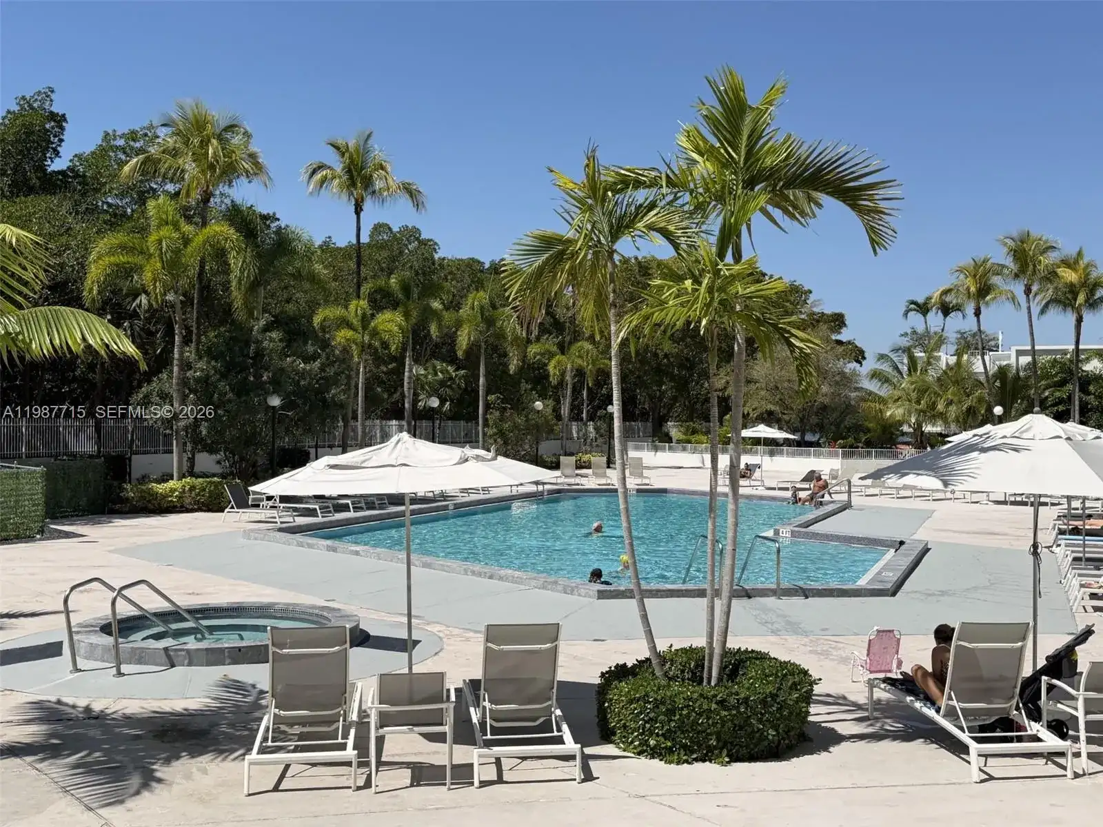 100 Bayview Dr # 528, Sunny Isles Beach FL 33160 photo 2