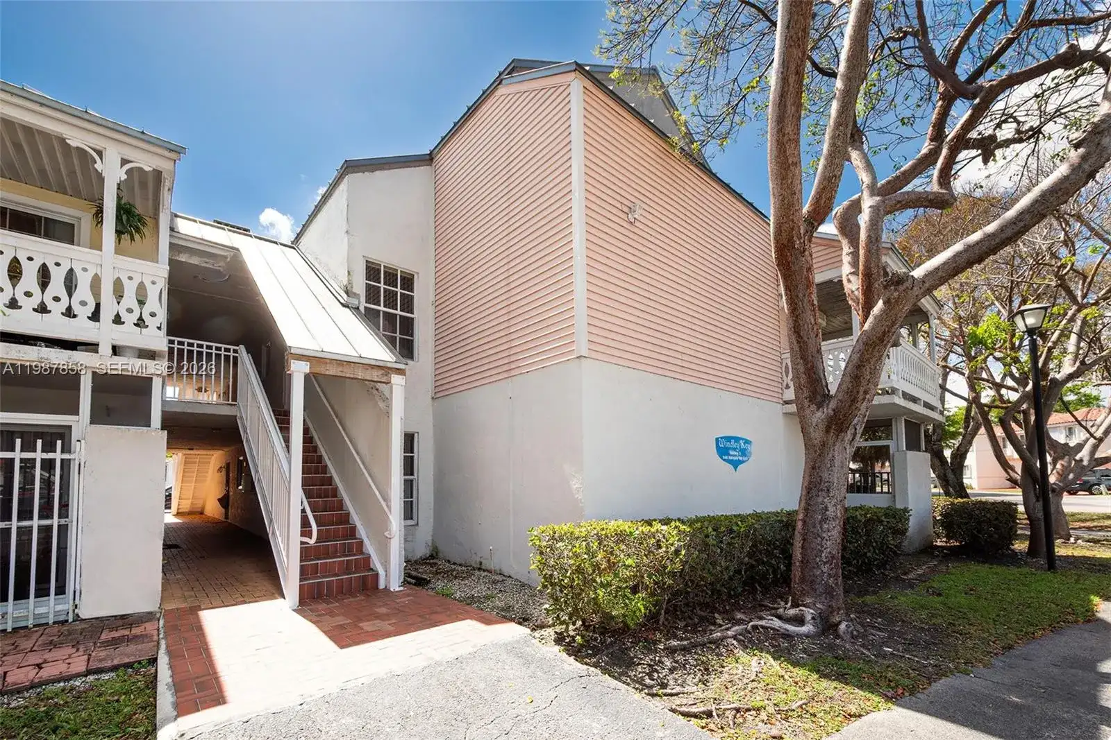 10441 Mahogany Key Cir # 101, Miami FL 33196 photo 4