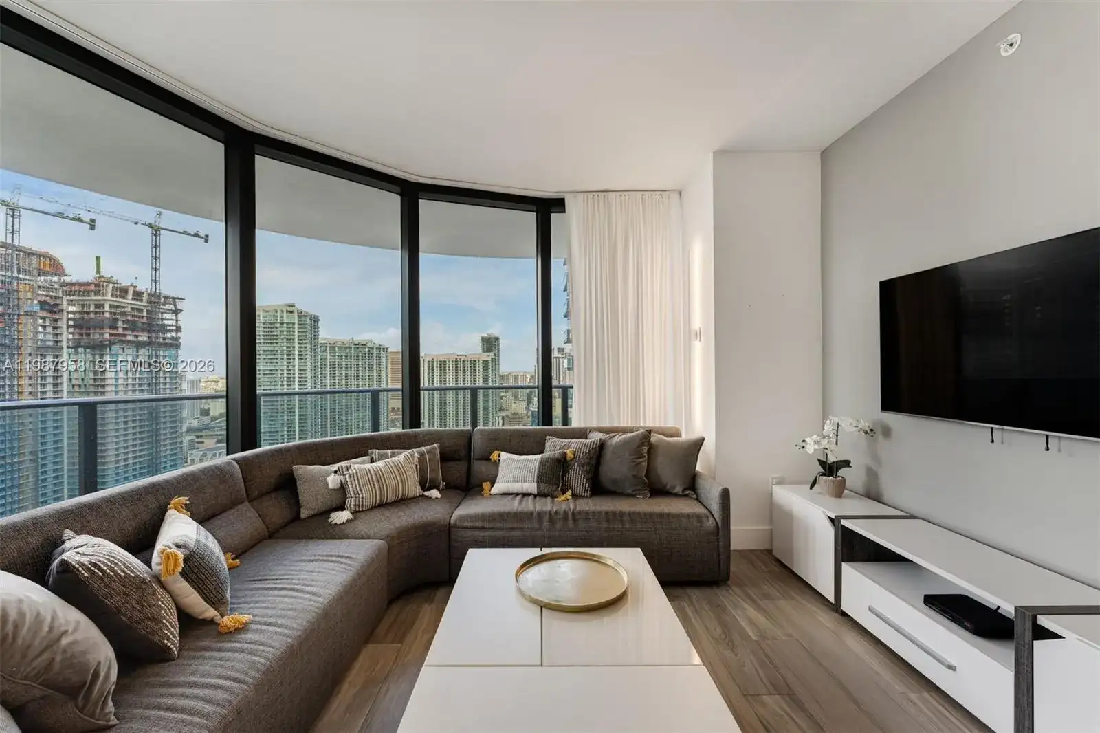 801 S Miami Ave # 3509, Miami FL 33130 photo 3