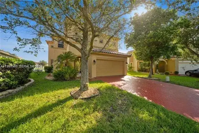 5271 SW 141st Ter, Miramar FL 33027 photo 2