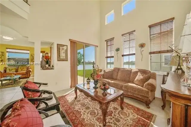 5271 SW 141st Ter, Miramar FL 33027 photo 5